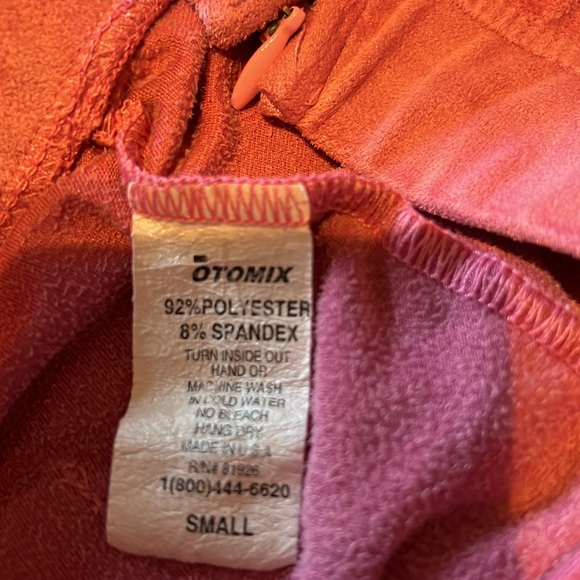 Pink polyester pants. Size Small - Picture 8 of 8